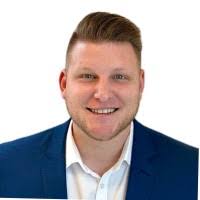 100+ profilů „Pech“