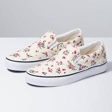 The highest tiered products from worldwide brands. Ditsy Floral Classic Slip On Shop Womens Shoes At Vans