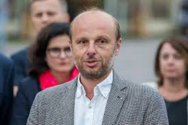 Konrad fijołek wikipedia know everything about the new rzeszow presidential candidate including his age, wife, and net worth. Konrad Fijolek Wspolny Kandydat Opozycji Na Prezydenta Rzeszowa