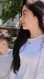 Bella Rose The Barber