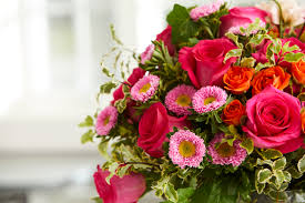 Best way to order flowers for funeral. How To Choose Flowers For Funeral Services Ftd Sympathy Florists