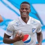 El lateral de millonarios tiene un problema cardiaco que le impidió jugar en el equipo argentino. 8gzpsqeslegnbm