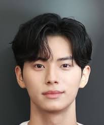 Lee Chae Min (이채민)