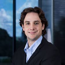 Cirurgiões Plásticos e Dermatologistas