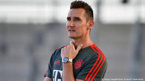 Hansi flick spent five years in bayern munich's midfield and helped joachim low mastermind. Bayern Munich S Miroslav Klose The Quiet One Emerges Sports German Football And Major International Sports News Dw 09 05 2020