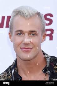 Steven hunter hi-res stock photography and images