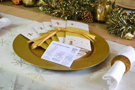 Like it or not, cracker jokes are a sacred christmas tradition in the uk. Reusable Christmas Crackers Zero Waste Lifestyle Gypsy Soul