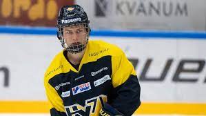 Complete player biography and stats. 5n2xykg Acxr7m