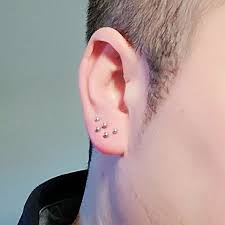 Bijoux de corps homme en promotion sur shein. Le Percage Des Oreilles Pour Homme L Interview De Stephan Percage Des Oreilles