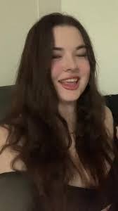 Sarah Devoe's Instagram, Twitter & Facebook