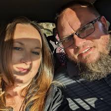 What are the experiences with Estrella Foothills Global Academy?