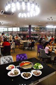 Its the first time in my life to see a steamboat restaurant with 4 dedicated levels / floors for steamboat buffet. Steamboat Buffet Oic Cafe Aman Suria Petaling Jaya