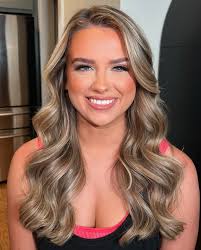 Taylor Burris (@taylornicoleburris) • Instagram photos and videos