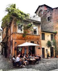 Fabio Pal Roma Trastevere E Senza Dubbio Uno Dei Quartieri Piu Caratteristici Di Tutta Roma Dove Tra Stretti Vicoli Col Rome Italy Trastevere Rome Rome