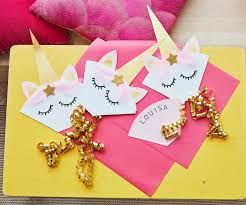Klicke hier für 50+ kostenlose einladungskarten zum selber drucken. Geburtstags Einladung Einhorn Famigros