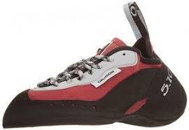 9 Best Bouldering Shoes In 2021 99boulders Climbing Shoes Bouldering Shoes Wrestling Shoes