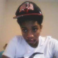 Donovan Ellis (@ThatWierdNiggaD)