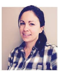 Kelly Abraham's Instagram, Twitter & Facebook