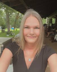 Kathy Cotten's Instagram, Twitter & Facebook