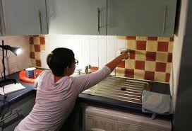 Como pintar los azulejos de la cocina y el baño. Como Pintar Azulejos Descubre El Paso A Paso