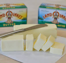 The most common pat of butter, the square, contains about half a tablespoon. Salted Butter Land O Lakes