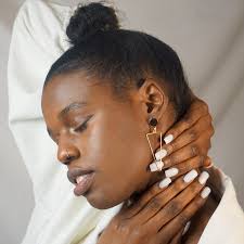 Arrow Earrings Statement Earring, Brass Wire Earring, Dangle & Drop,  Minimalist Modern Metal Earring, One-line Art, Wavy