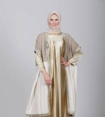 Lihat ide lainnya tentang model pakaian, pakaian pesta, pakaian wanita. 40 Model Baju Pesta Gamis Modern Terbaru 2020 Bergaya