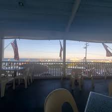 Free continental breakfast and free wifi in lobby. The National Hotel Restaurant New Shoreham Ri Opentable