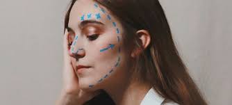 Here are the trends retail experts predict for 2021. Die Beauty Trends 2021 Vom Schonheitschirurgen Shots Magazin