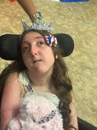 Madison was at Miss Freedom Festivals yesterday, she got prettiest hair,  Miss photogenic, won princess and people's choice! It was a little too hot  for her otherwise we would've gotten bigger smiles.