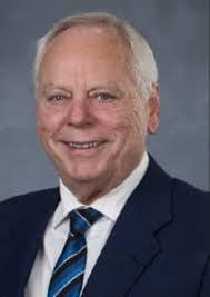 Winston Hanson's Instagram, Twitter & Facebook