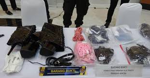 Indonesian OnlyFans Model Arrested After Taking An Exhibitionist Video In  An Airport | Eyerys