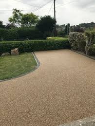 How do you mix sand and resin for a driveway? 8 Resin Driveway Ideas Resin Driveway Driveway Resin Bound Driveways