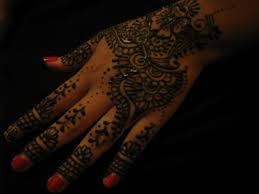 Henna tattoo chicago has updated their hours and services. Mehndi Still Trendy Where To Get A Henna Tattoo In Milwaukee