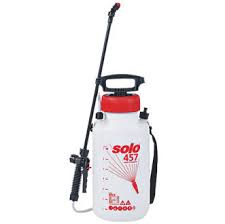 Powerful backpack sprayer, mister, duster, leaf blower, mosquito sprayer 4.3 hp motor 3.7 gallon (14l) tank capacity 3 year warranty pressurized turbo pump included reaching consistent heights up to 32 feet vertical and 39 horizontal Solo So457 White Manual Pressure Sprayer 7ltr Garden Sprayers Screwfix Com