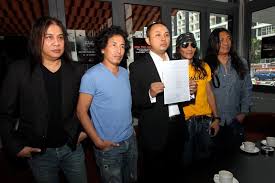 Jika disebut sahaja nama amy search, pasti umum mengenali penyanyi rock penuh aura ini. Saya Marah Yazit Tuduh Search Penipu Isteri Amy Search Buletin Malaysia