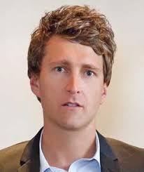 VOLLEYBALL AUSTRALIA Annual Report 2015/2016