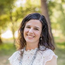 Katelyn Lawrence's Instagram, Twitter & Facebook