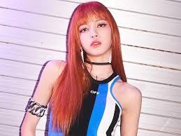 The Kpop Idol Look That Has Everyone Talking Blackpink Lisa Blackpink Black Pink