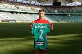 Josip juranovic will travel to glasgow tomorrow ahead of completing a £2.5m deal to join celtic. Piekny Wpis Nowego Pilkarza Legii Josip Juranovic Pozegnal Kibicow Hajduka Super Express