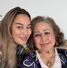 Elizabeth Taylor Archives