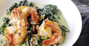 Zitronen Garnelen Auf Rahmspinat I Keto Rezept Mit Fisch Rezept Leichte Abendessen Rezepte Essen Rezepte