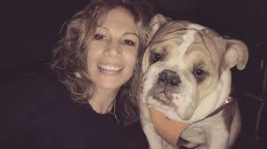 Dear animal lovers, I am an animal communicator and connect with animals