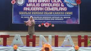 Selain itu, pembuatan alat alat ini sudah mulai memperhatikan nilai seninya. Hari Bakat Cilik 2017 Sajak Ibu Ayah Youtube