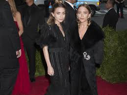 Sa jumelle approuve son histoire avec olivier sarkozy. Petrified Mary Kate Olsen Officially Files For Divorce Against Olivier Sarkozy 106 3 The Groove