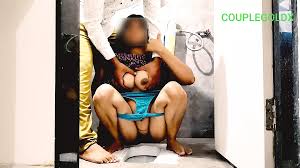 Komal Ne Apne Dost Se Bothroom Me Chudva Liya: Indian Asian Porn | xHamster