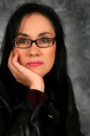 Press Kit Glenda Rae & The Essentials “Live”