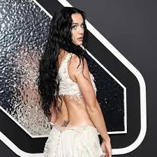 Katy Perry Is Going Viral After Risqué VMAs Performance With Rapper Doechii  - Mens Journal