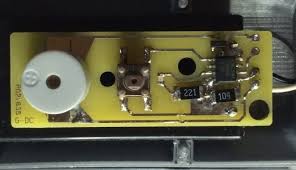 How a water leak detector works is simple, when there's water, the sensors will either set off a physical alarm or trigger an alert that'll be sent via wifi to your phone or computer. Build A Water Leak Detector Elektor Magazine