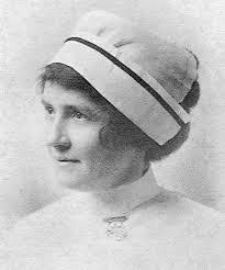 Peggy Sparks's Instagram, Twitter & Facebook